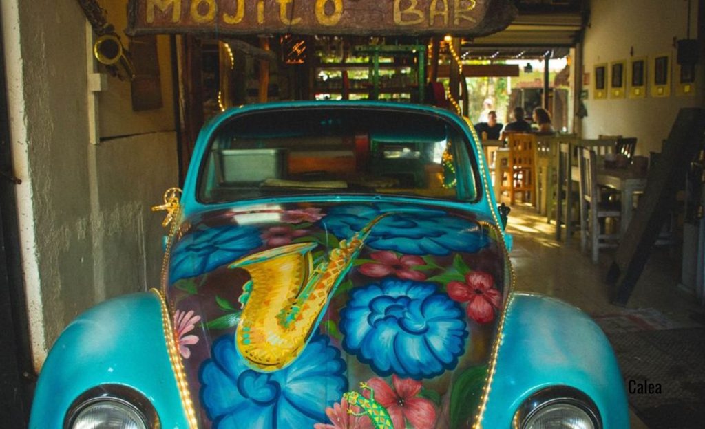 El vocho pintado, es muy emblemático de Batey