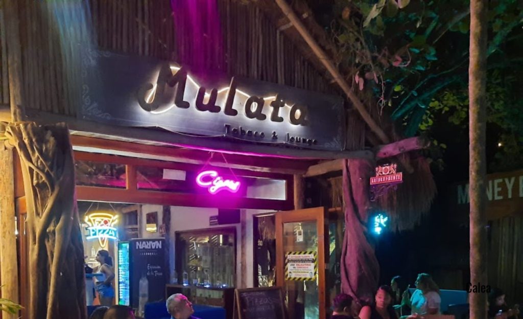 En Mulata, podrás fumarte un puro