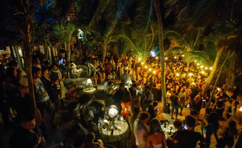 Papaya playa project es uno de los lugares de fiesta más icónicos de Tulum